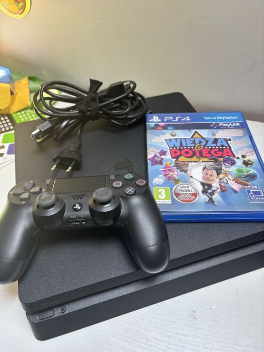 Konsola PLAYSTATION 4 ( PS4) slim