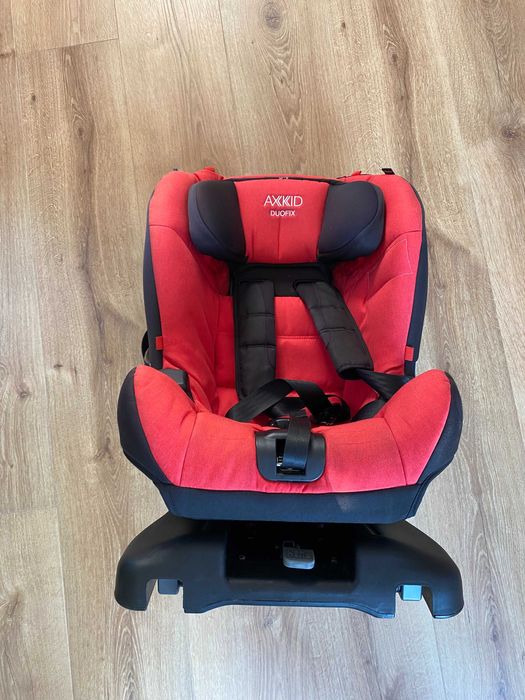 Fotelik Axkid Duofix 9-25kg czerwony