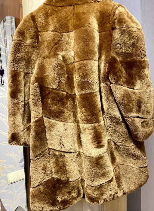 Шубка -автоледи,овчина