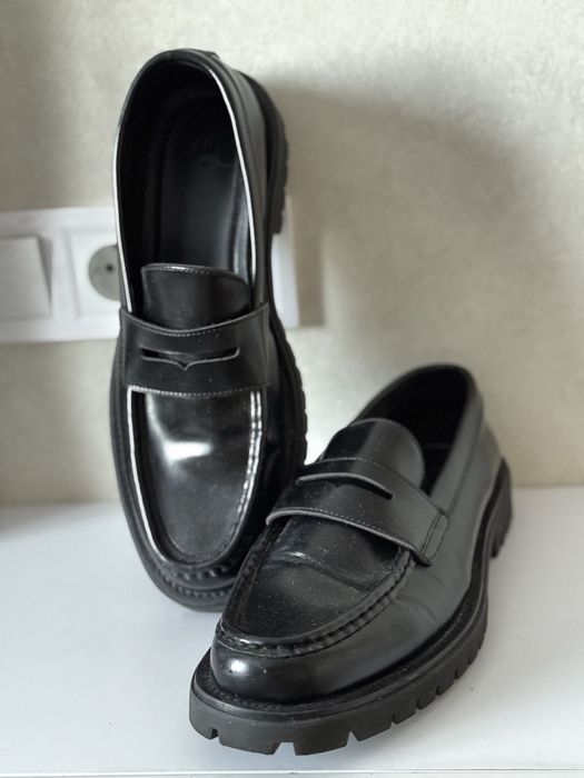 Чорні лофері 42р H&M