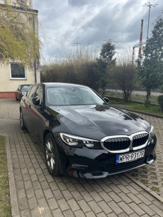 BMW 318i seria 3 rok 2021
