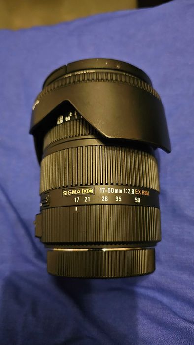 Canon 70D + Sigma 17-50mm 2.8 e vários extras