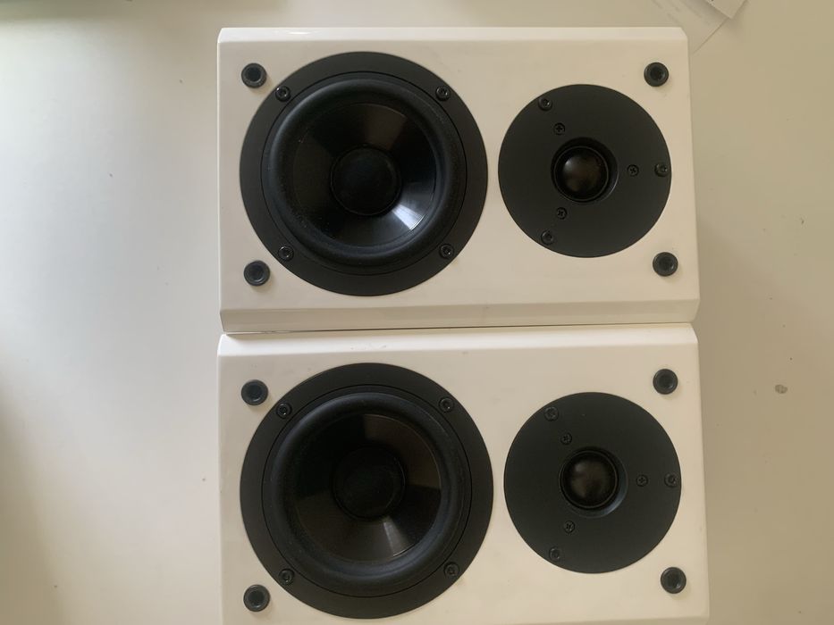 Monitory yamaha NX-E700