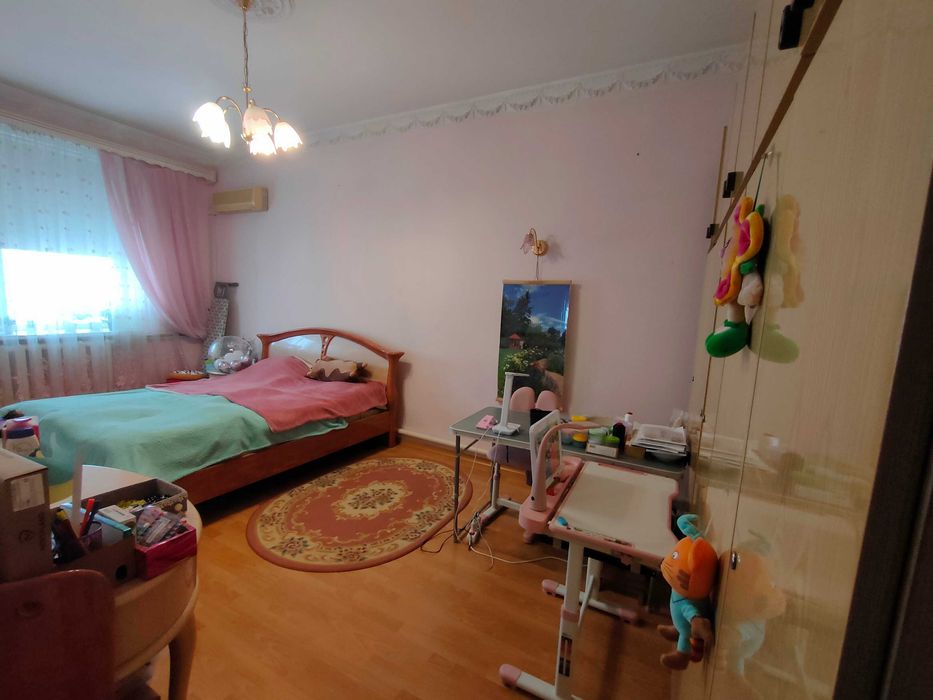 Продам 4кк в Котеджному будинку з гаражем