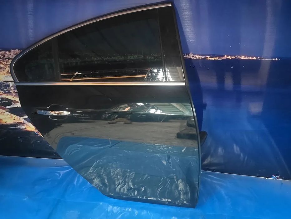 Porta traseira direita para opel insignia  Hatchback 2010- EPC
