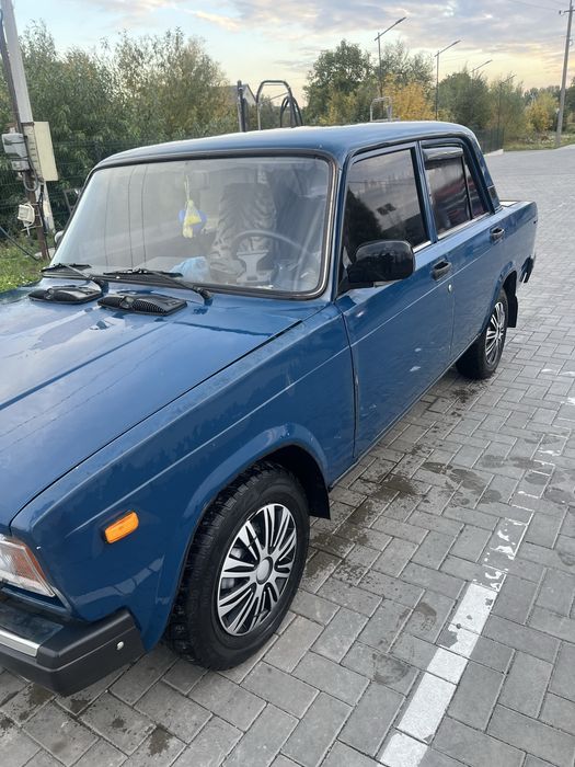 продам ваз 2107.