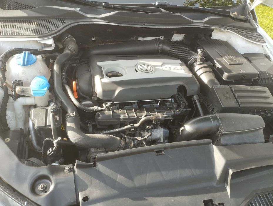 VW Scirocco 2.0 benzyna 200KM