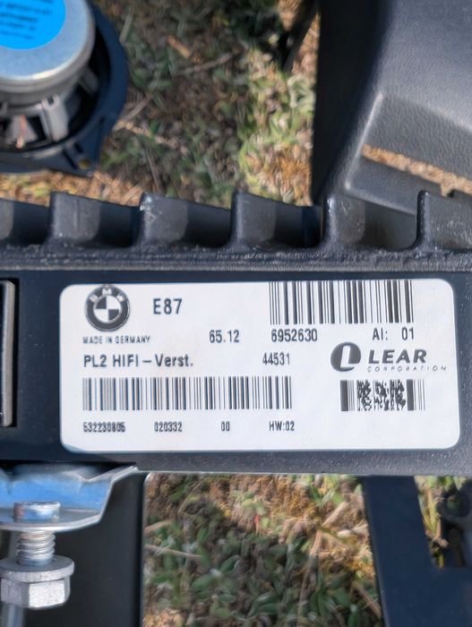 Nagłośnienie Hi-Fi BMW E87 głośniki subwoofer wzmacniacz