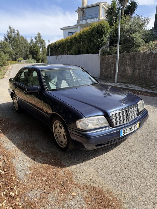 Mercedes-Benz C220 — photo 3