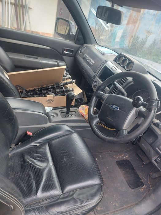 Салон сидіння шкіра Ford Ranger 06-12