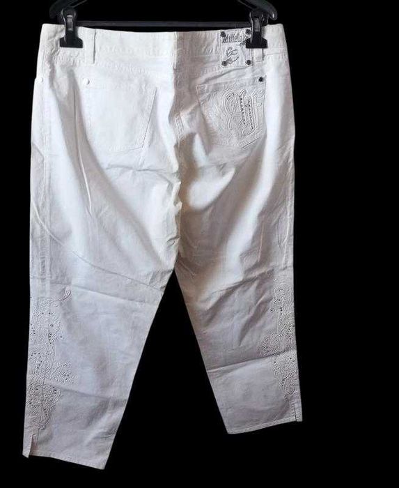 Жіночі  суперські  бриджі  капри