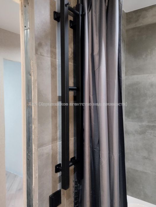 АН Продам 3 кв. П.Поле, м."23 Августа". Евроремонт.42000.Д57.