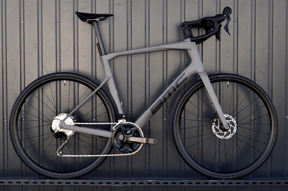 FVat23 duży endurance 2026 BMC ROADMACHINE THREE XL DISC 105 2x12 raty