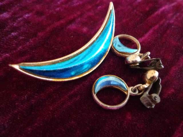 Набор украшений для женщин. 50е годы.