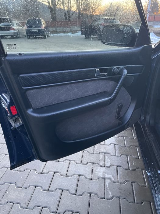 Ауді100 c4 2.0 газ бензин терміново