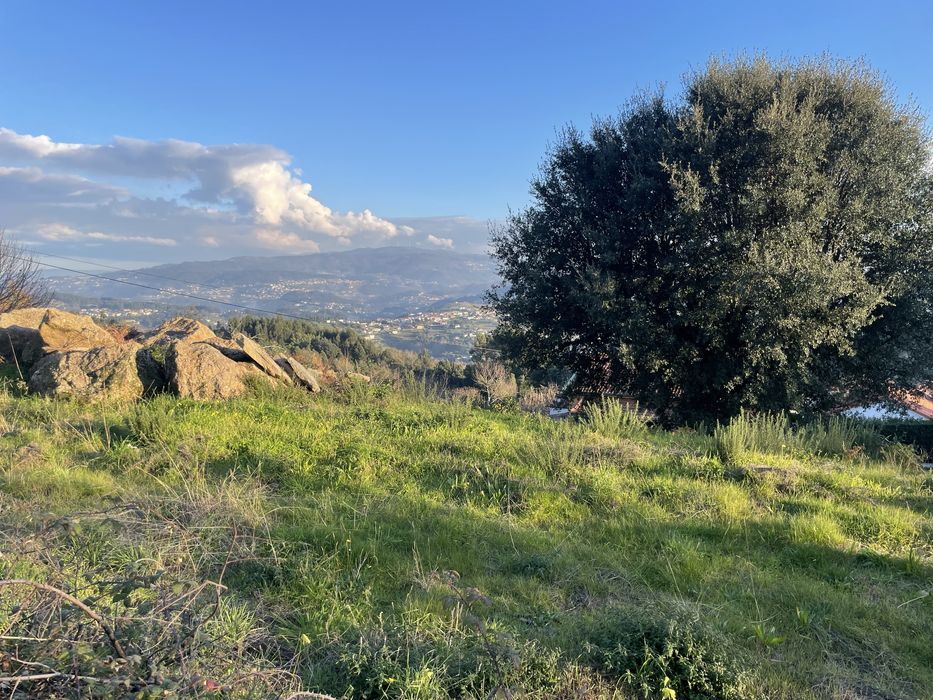 Terreno para construção em Canelas
