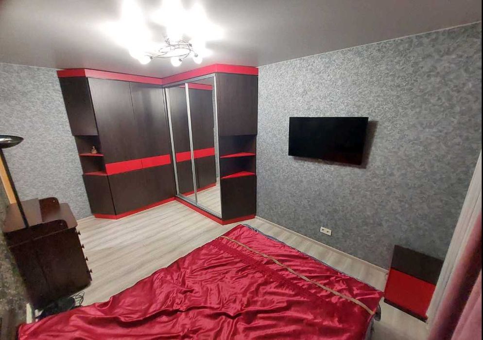 БЕЗ КОМІСІЇ - двоповерхова квартира (6кімнат)