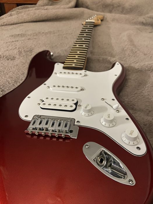 Fender Stratocaster HSS LRL WPG CND
