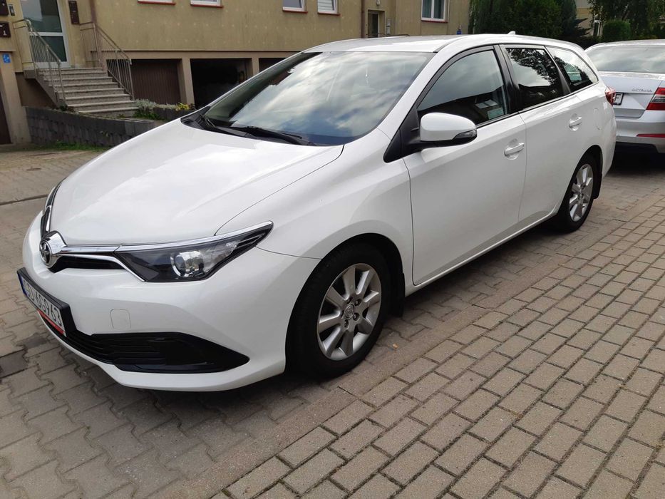 Toyota Auris II Kombi rok 2018