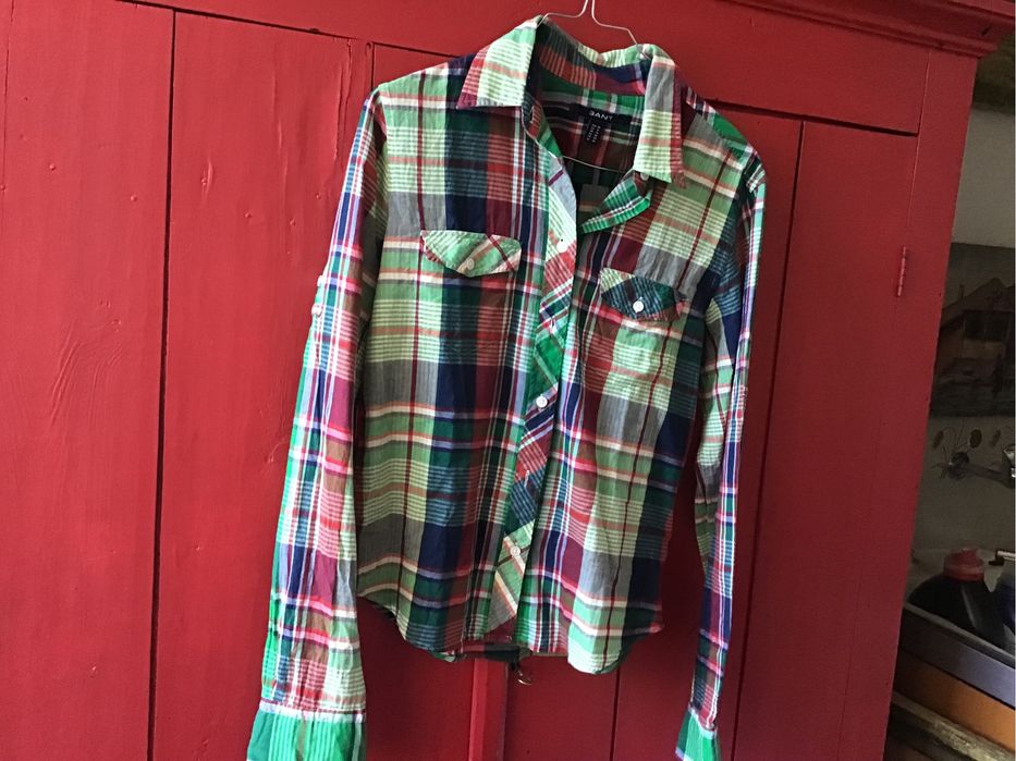 Camisa GANT original. 38 Portes CTT  incluídos.