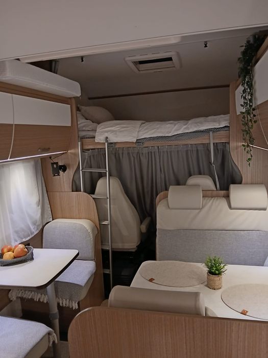 Wynajem Kampera Alkowa 6 osobowy