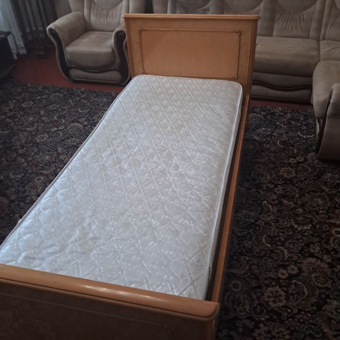 Кровать односпальная