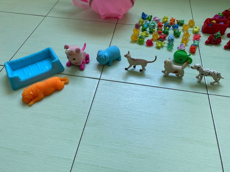 Большой набор игрушек 47 фигурок Zomlings, питомцы, сумочка LOL, интерактивная собачка