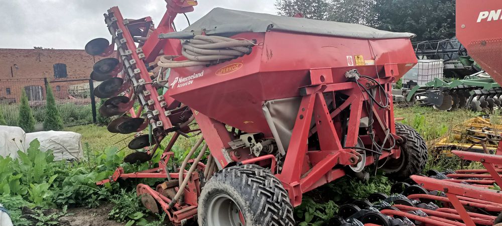 Siewnik talerzowy kverneland accord dv 6m