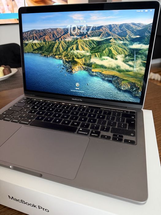 MacBook Pro 2023 M2 touch bar stan idealny Bydgoszcz