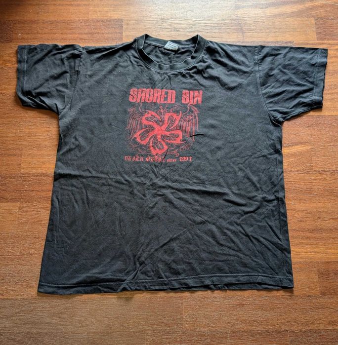 T-shirts merchandise metal