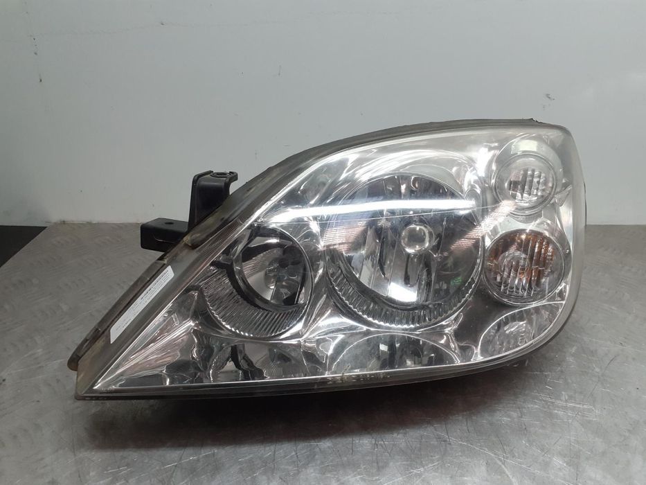 Farol Esquerdo Nissan Primera Berlina P12