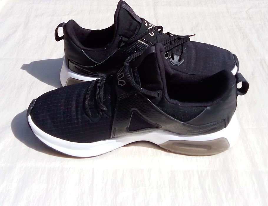 Кросівки жіночі NIKE AIR MAX BELLA TR 5