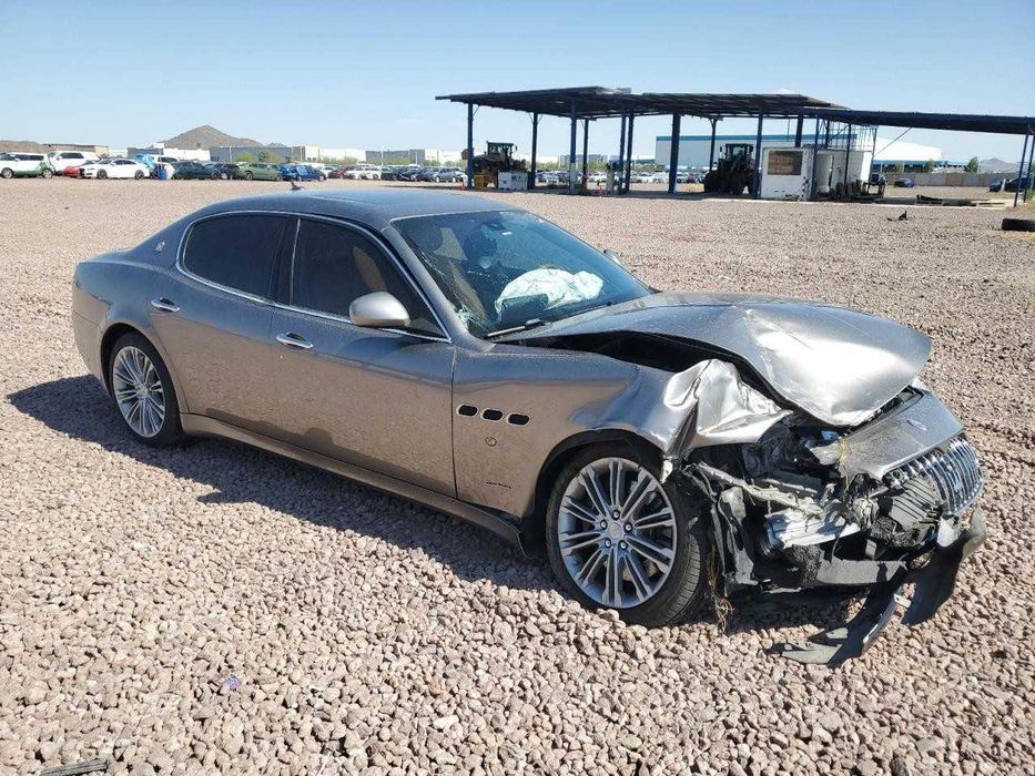Maserati Quattroporte 4.7S z 2010 roku, model USA — części.