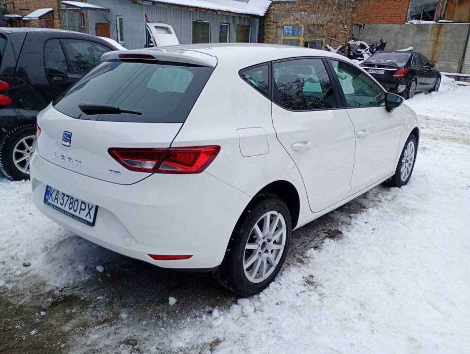 Seat Leon 3 III 2015г F5 1.4 tsi AT DSG white белый
