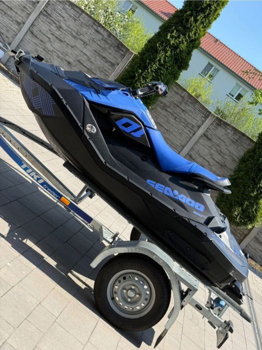 Wynajem skuter Spark Trixx 2023