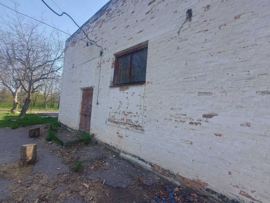 Склади, приміщення поблизу Вінницької траси