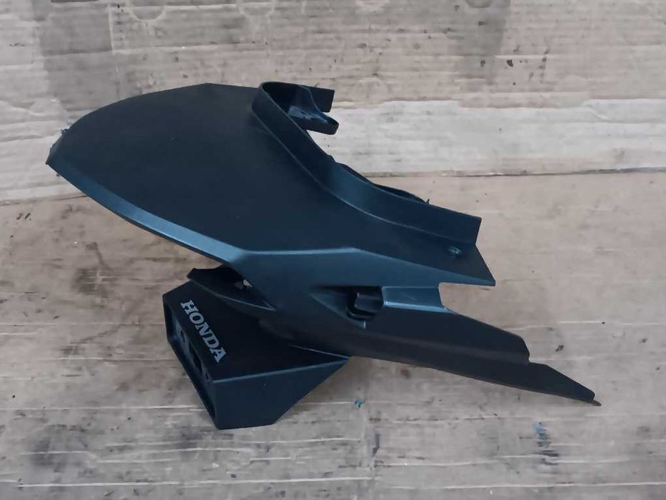 Carenagem do farolim Honda CBF125