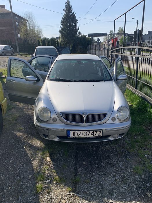 Lancia Lybra 1.6