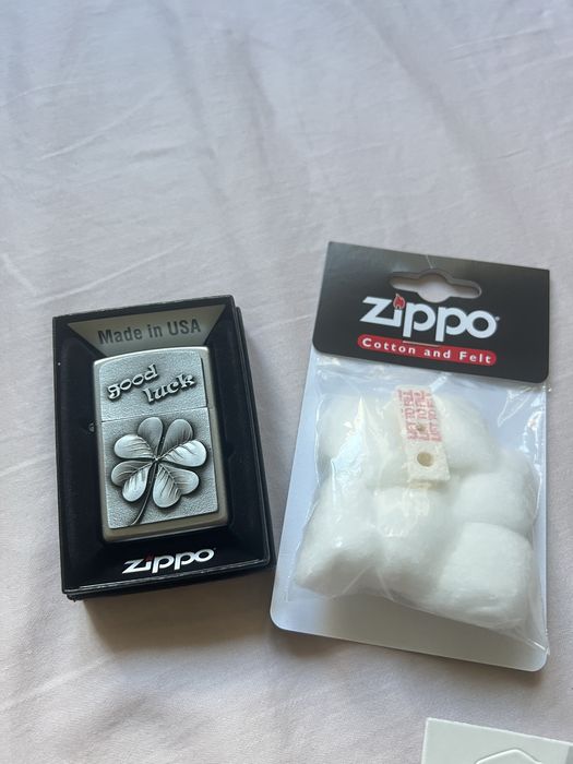 Zapalniczka Zippo nowa z pełnym komlektem