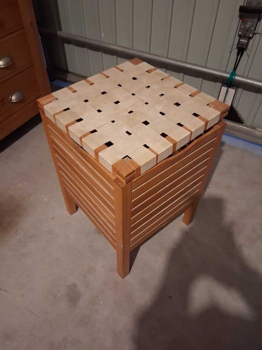 Banco para WC em madeira