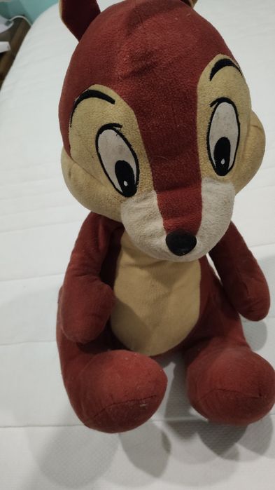 Peluche grande esquilo castenho da Disney Tico e Teco