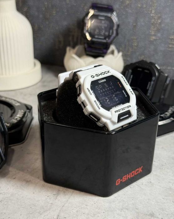 Наручные часы Casio GBD-200SM Новые
