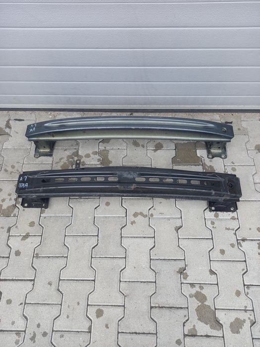 Підсилювач усилитель бамперу Skoda Octavia A7