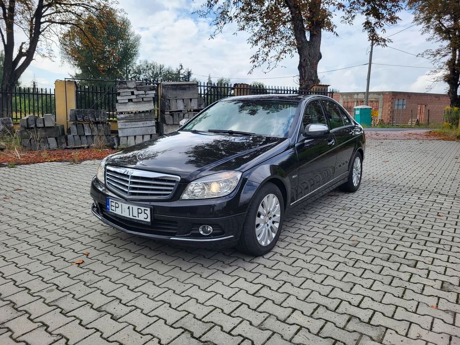 Mercedes-Benz Klasa C 2.5 V6 Benzyna 204ps Klimatronic Alufelgi Zadbany Zarejestrowany