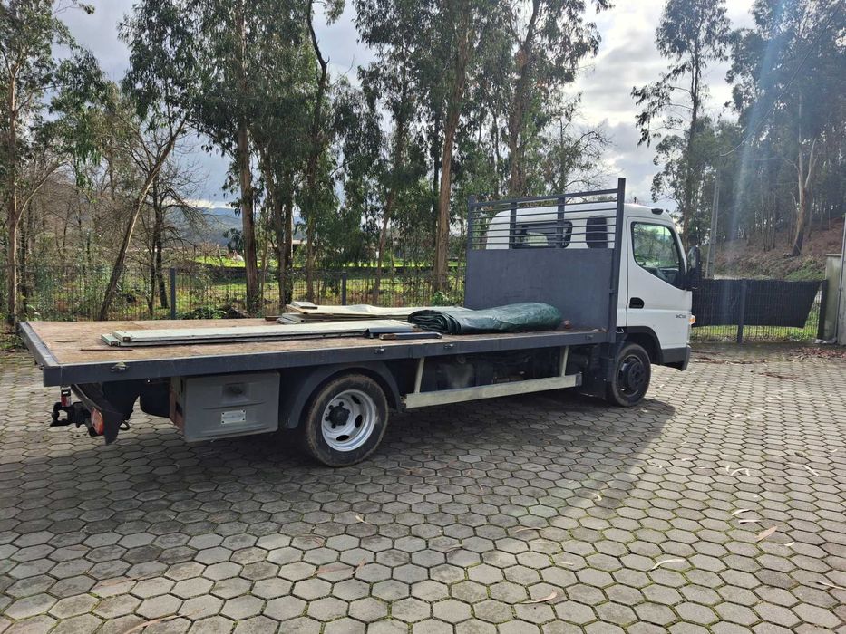 Mitshubishi canter fuso