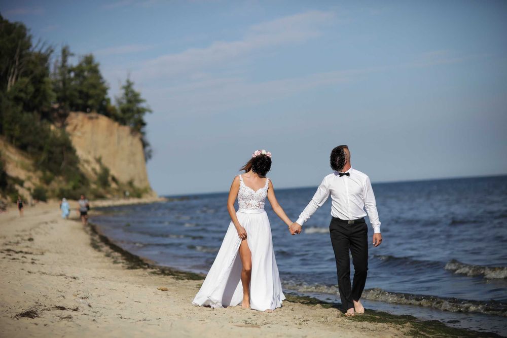 Suknia ślubna - muślin z koronką