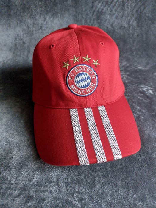 Czapka z daszkiem Adidas, FC Bayern, nowa