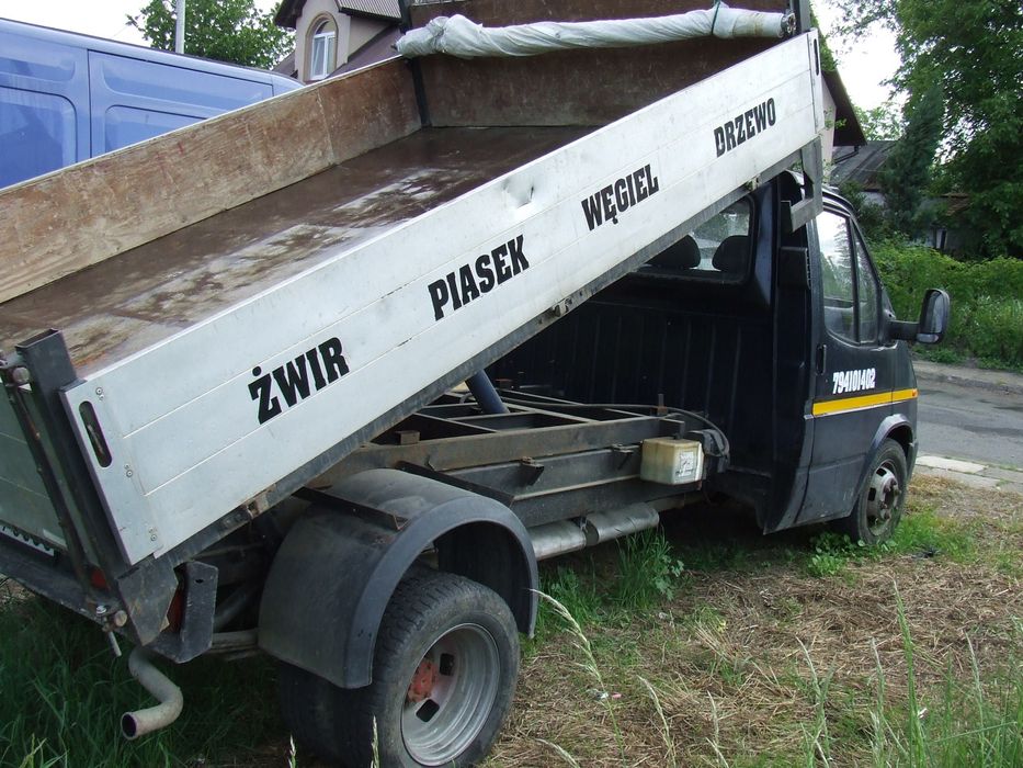 Usługi wywrotką dmc 3500