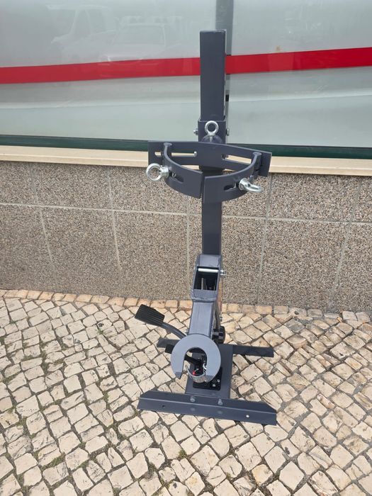 Macaco de molas novo