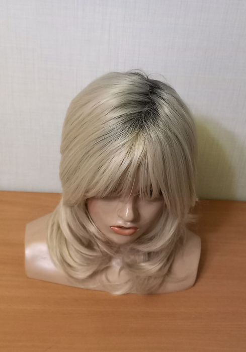 Парик светлый блонд тэрмо